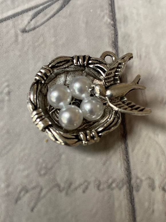 Silver Birds Nest Pendant with Pearl Eggs