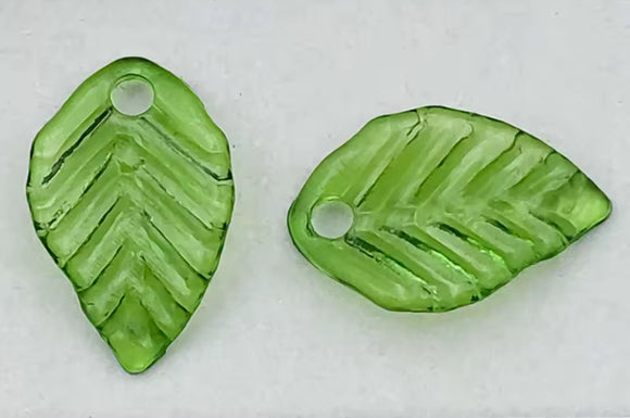 Green Resin Leaf Charms 13mm