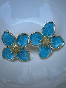 Gold Blue Enamel Flower Stud Earrings – 2.5cm