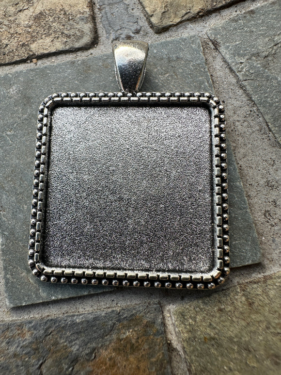 Antique Silver 25mm Square Pendant Settings