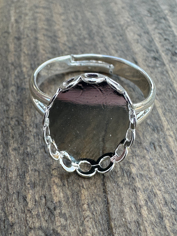 Silver Oval 13mm x 10mm Cabochon Ring Blank