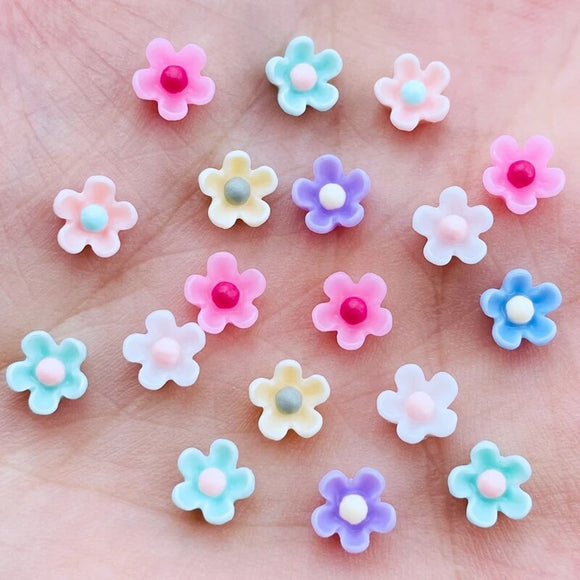 Miniature Resin Flowers 7mm
