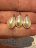 Pack of 4 Ivory 14mm Faux Pearl Charms