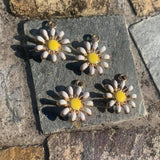 gold daisy flower charms